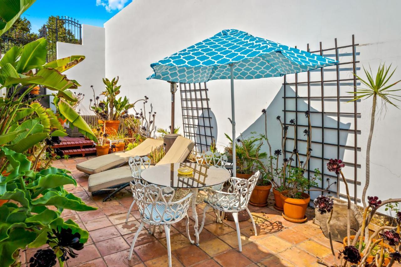 Hollywood Hills Homestay Лос-Анджелес Экстерьер фото