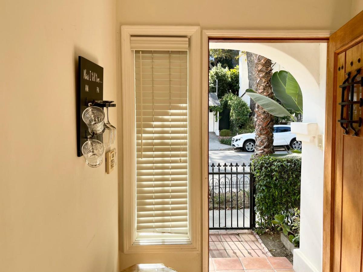 Hollywood Hills Homestay Лос-Анджелес Экстерьер фото